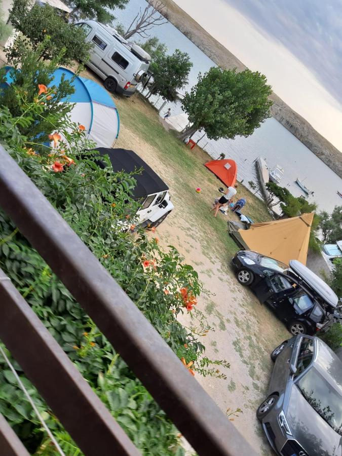 ホテル Camp Pere パグ エクステリア 写真